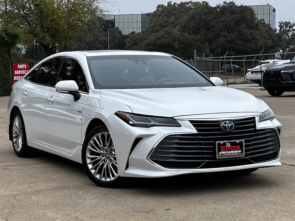 Used 2020 Toyota Avalon Hybrid Limited w/Navigation/Sunroof/Leather18-in Alloy Sedan