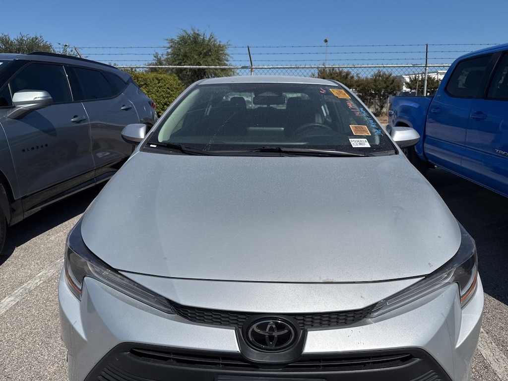 Used 2023 Toyota Corolla LE w/8-in Toyota Audio Multimedia Sedan