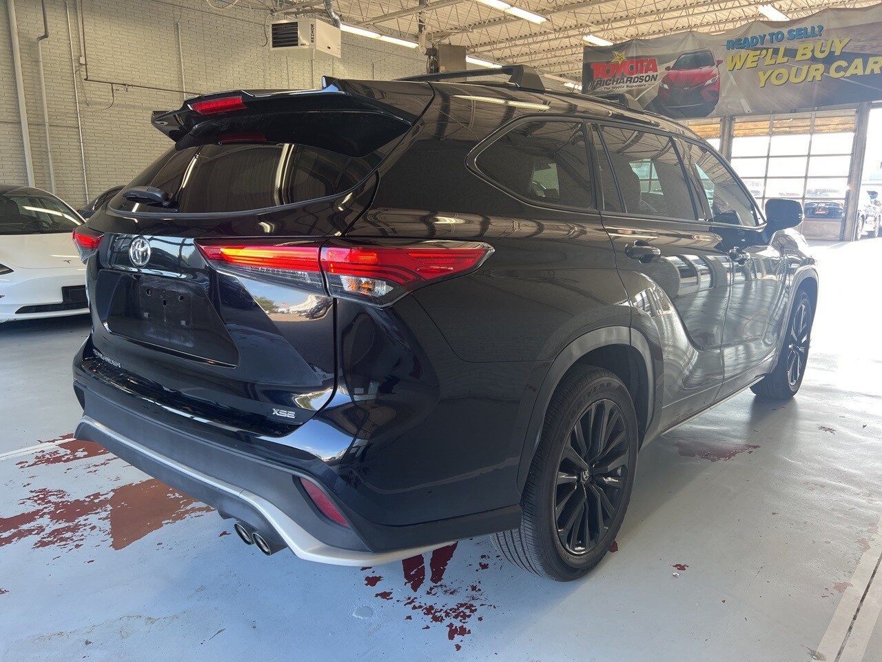 2023 Toyota Highlander XSE photo 4