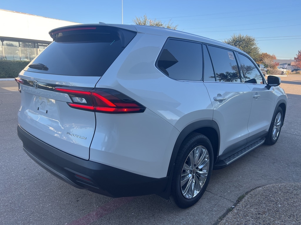 Used 2025 Toyota Grand Highlander Platinum w/Pano-Roof/Nav/HUD/20-in Alloy SUV