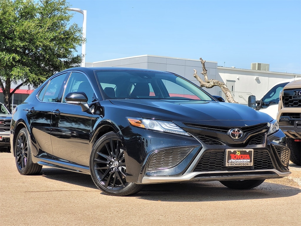 Used 2024 Toyota Camry XSE w/Leather/19-in. Alloy Wheels Sedan