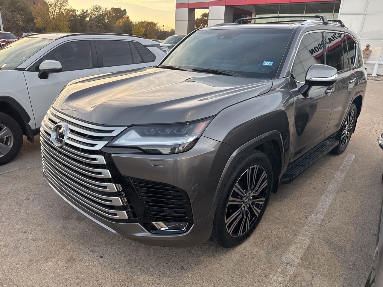2024 Lexus LX Luxury's photo