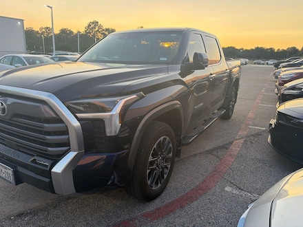 2024 Toyota Tundra Limited w/Navigation/Leather/20-in Alloy Wheels Truck CrewMax