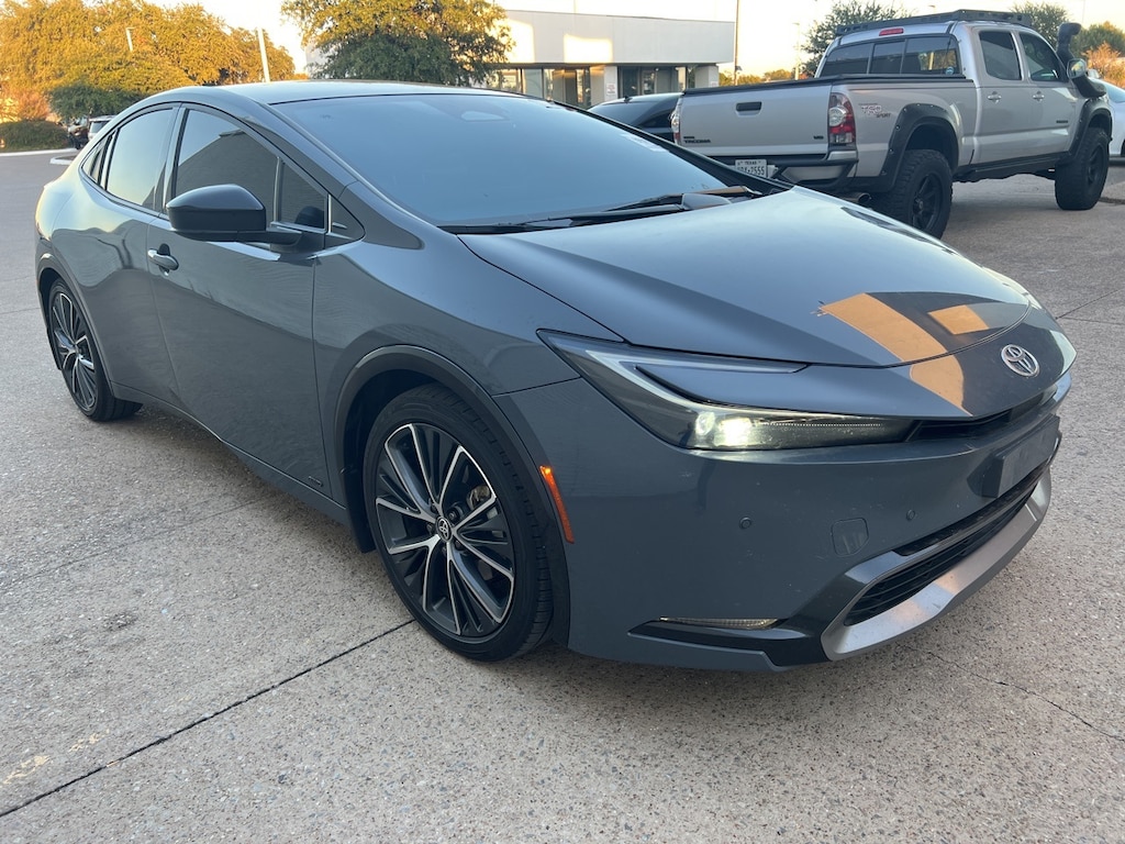 Used 2024 Toyota Prius XLE w/Panoramic Fixed Glass Roof Hatchback