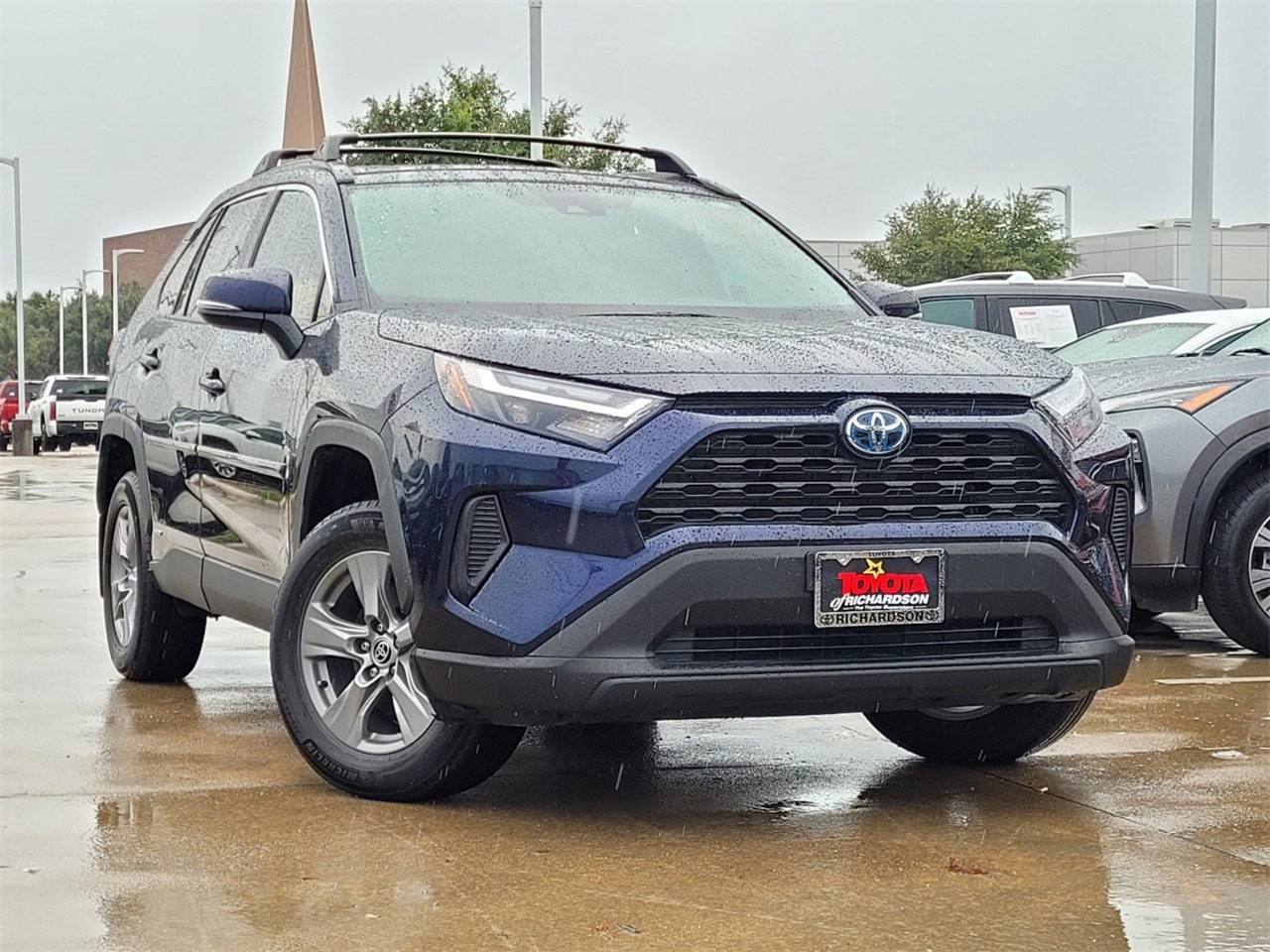 Used 2022 Toyota RAV4 XLE with VIN 4T3RWRFV9NU077272 for sale in Richardson, TX