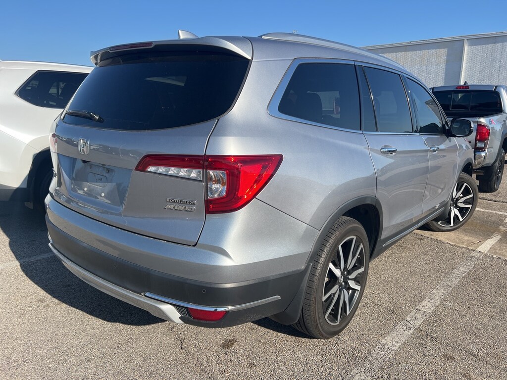 Used 2021 Honda Pilot Touring 8 Passenger SUV