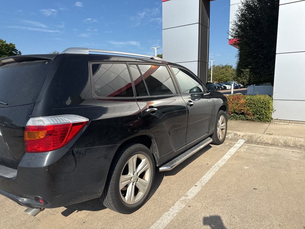 Used 2010 Toyota Highlander Limited w/Navigation/Sunroof/Leather SUV