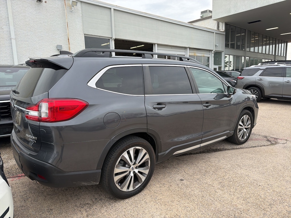 Used 2022 Subaru Ascent Limited w/Dual Glass Panoramic Moonroof SUV
