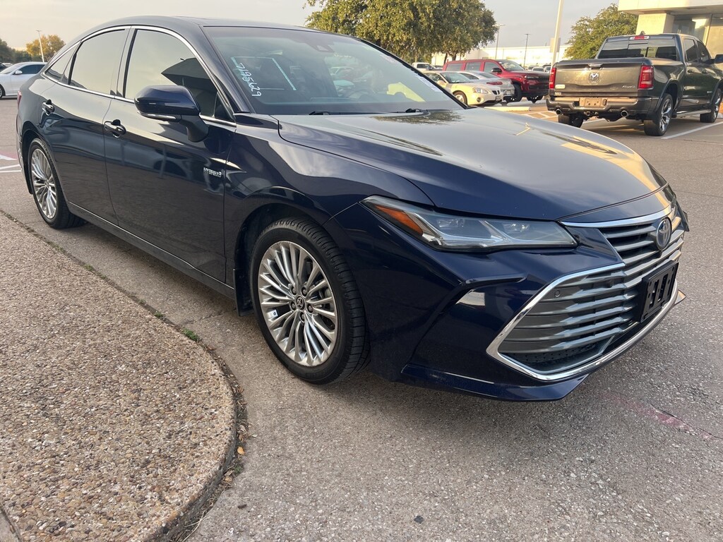 Used 2021 Toyota Avalon Hybrid Limited w/Navi/Suroof/Leather Sedan