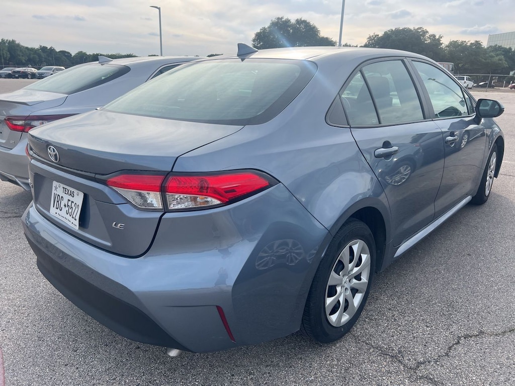 Used 2024 Toyota Corolla LE w/8-Inch Toyota Audio Multimedia Sedan