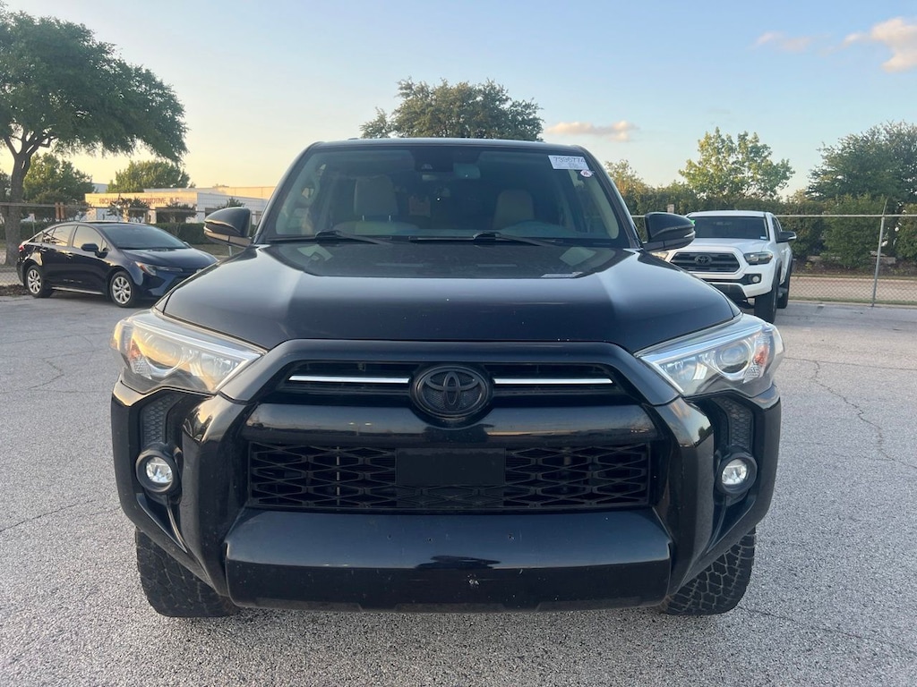 Used 2022 Toyota 4Runner SR5 Premium W/3rd Row Seats/Sunroof/Leather SUV