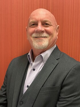 Staff member Don Maddran from ID_b49f554ce349