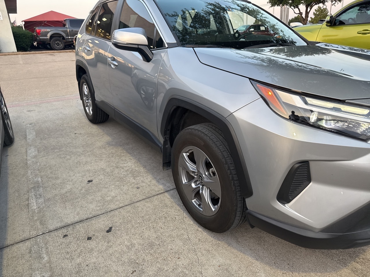 Used 2022 Toyota RAV4 XLE with VIN 2T3W1RFV0NW214908 for sale in Northfield, Minnesota