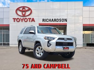 2022 Toyota 4Runner SR5 w/Apple Carplay/Android Auto SUV