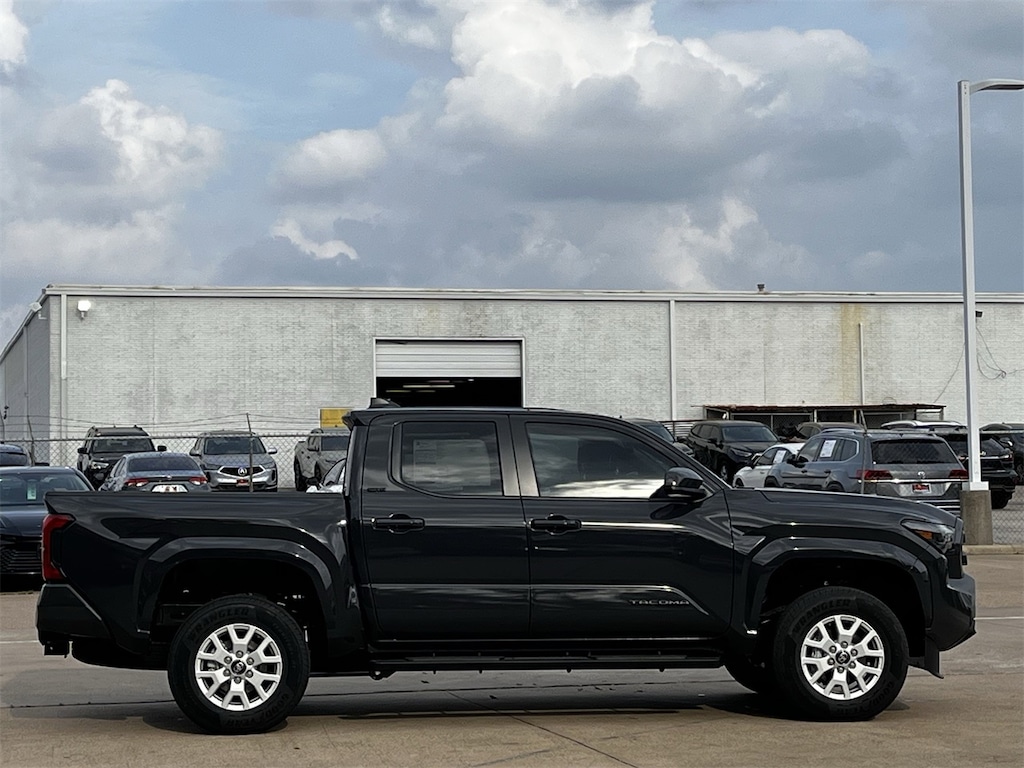 New 2025 Toyota Tacoma SR5 Truck Double Cab