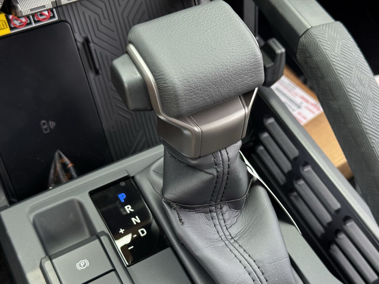 2026 Toyota Tacoma Limited - Photo 15