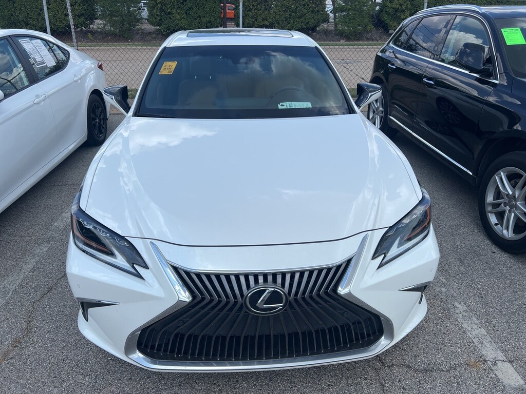 Used 2019 Lexus ES 350 350 Luxury w/Nav/Triple Beam LED Headlamps Sedan