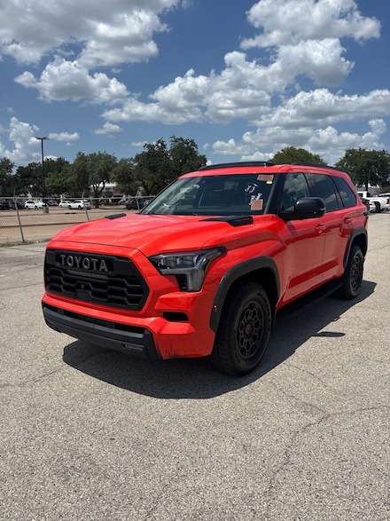2023 Toyota Sequoia TRD Pro w/Navigation/TRD Pro Leather/Sunroof SUV