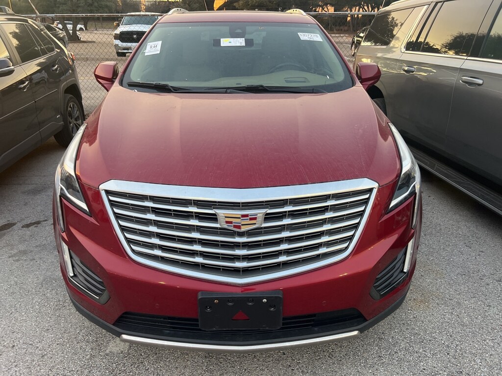 Used 2019 CADILLAC XT5 Platinum SUV