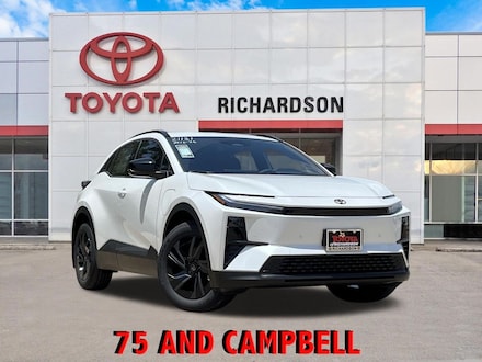 2026 Toyota C-HR SE SUV