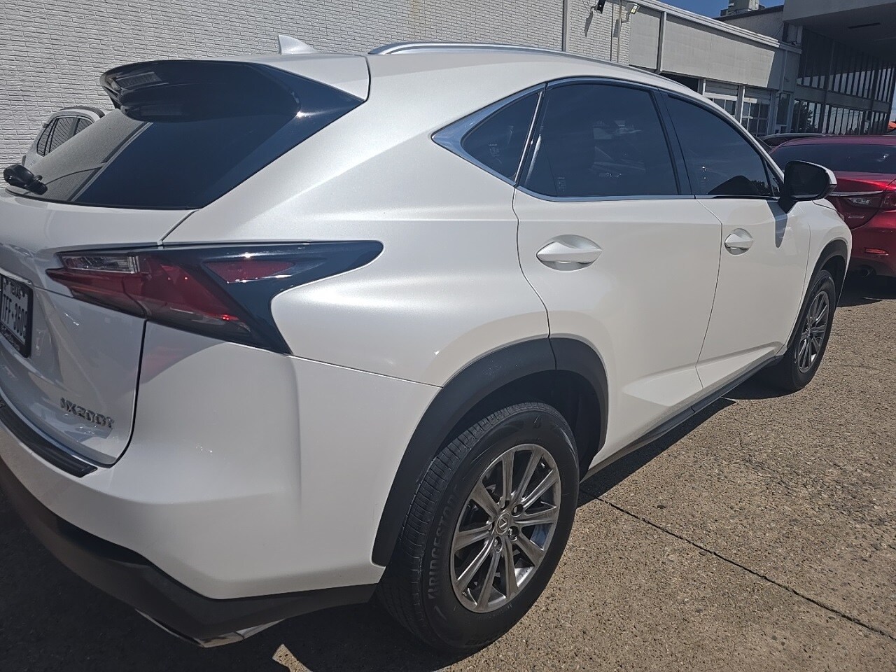 2017 Lexus NX 200t Luxury photo 3