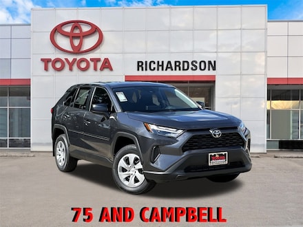 2025 Toyota RAV4 LE SUV