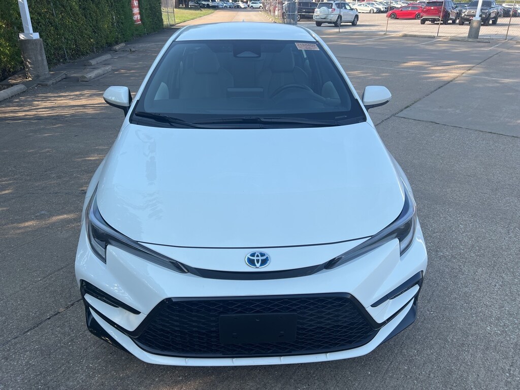 Used 2024 Toyota Corolla Hybrid SE w/Push-Button Start/18-in Alloy Sedan