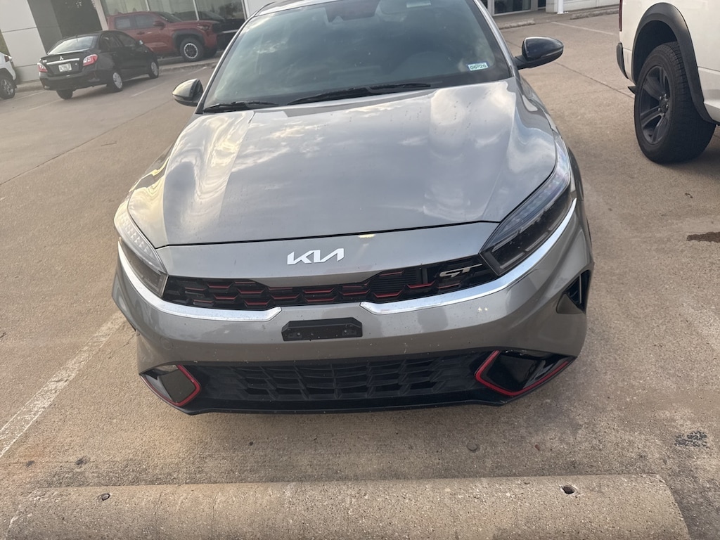 Used 2022 Kia Forte GT w/Navigation/18 Machine Finish Alloy Sedan