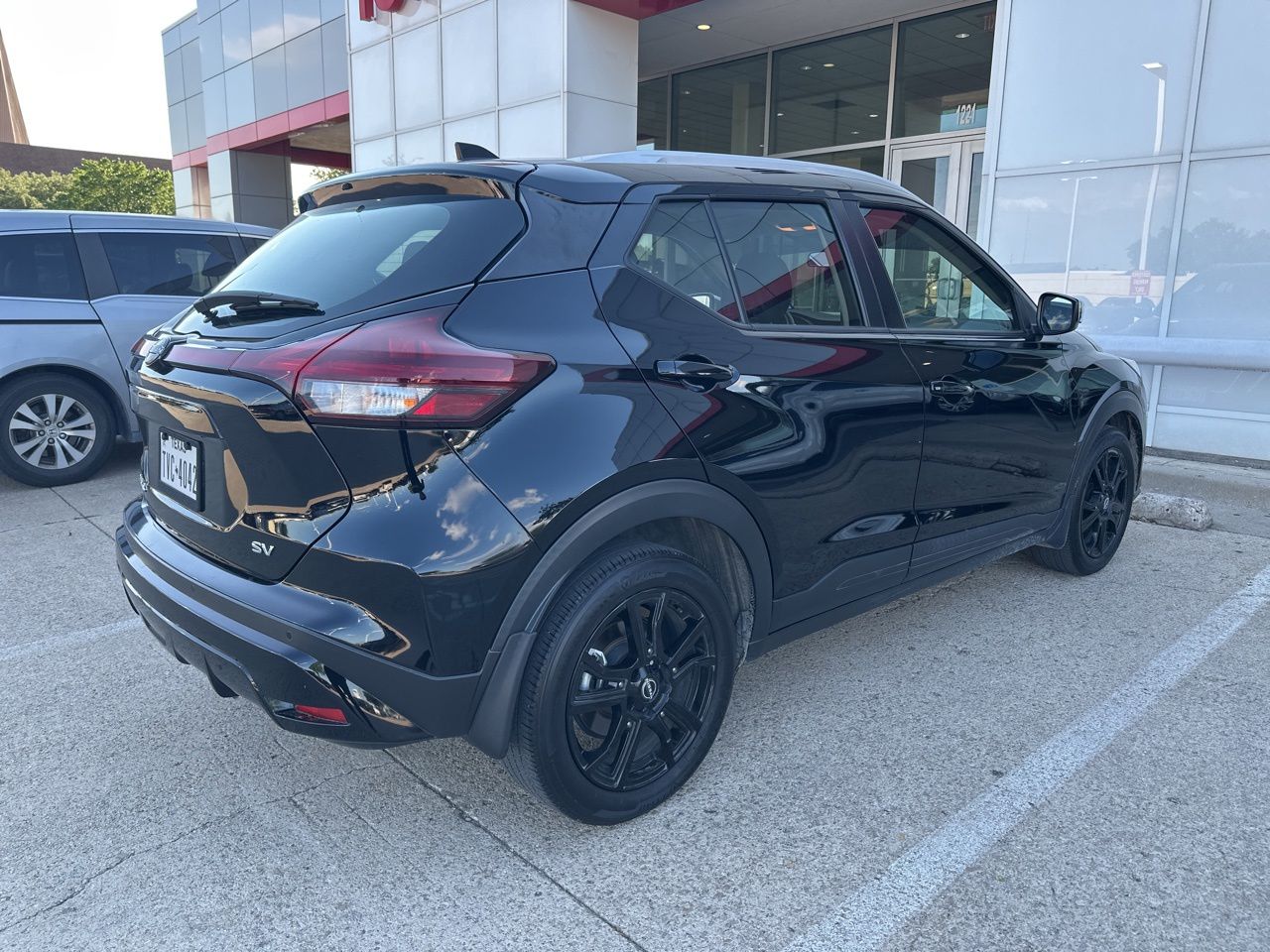 2023 Nissan Kicks SV