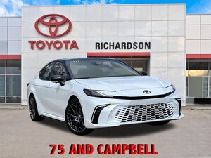 2025 Toyota Camry XSE w/Leather Seats/19-in Smoke Gray & Black-Finis Sedan