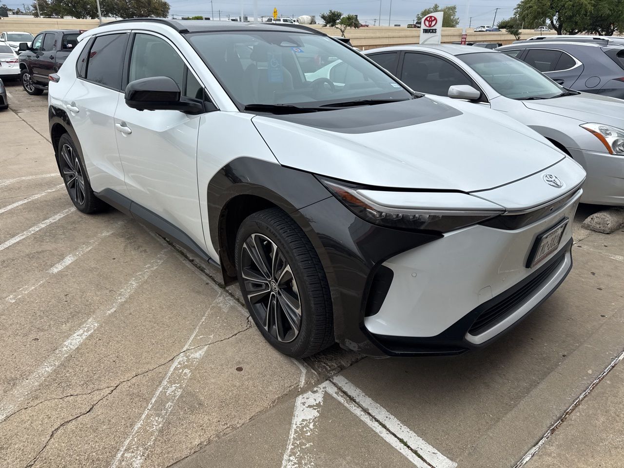 Used 2023 Toyota bZ4X Limited with VIN JTMABACA4PA033273 for sale in Richardson, TX