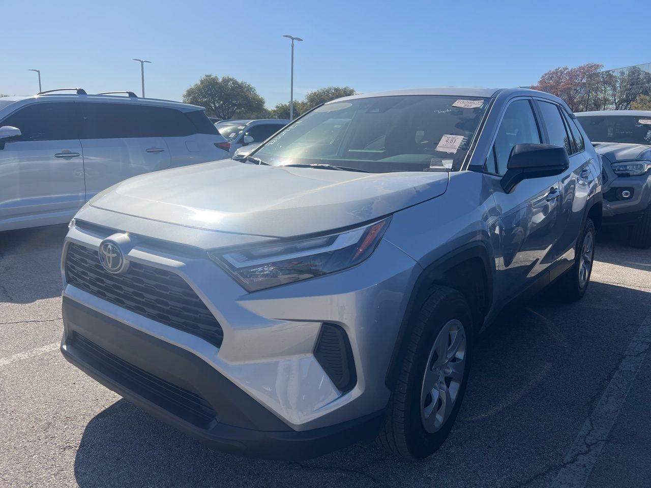 2024 Toyota RAV4 LE