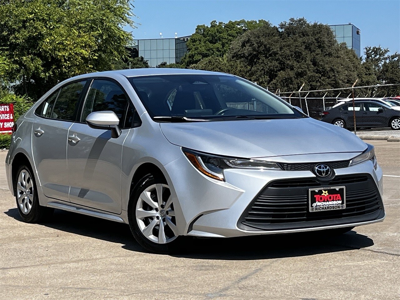 2024 Toyota Corolla LE photo 2