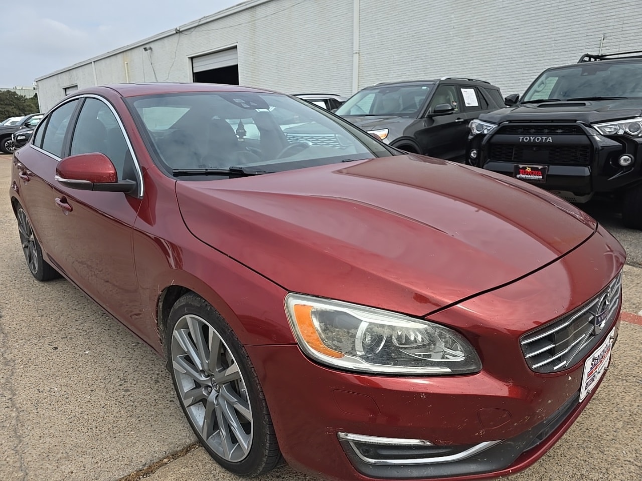 Used 2015 Volvo S60 T6 Platinum with VIN YV149MFM8F2339671 for sale in Richardson, TX