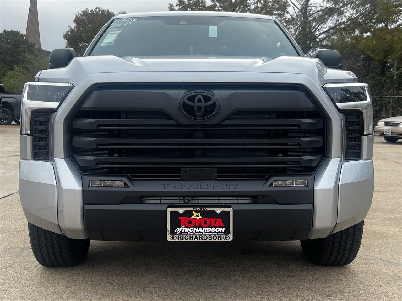 2025 Toyota Tundra SR5 CrewMax photo 3
