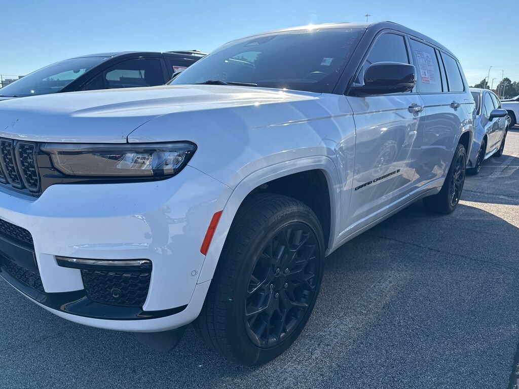 Used 2023 Jeep Grand Cherokee Summit w/High Altitude/Luxury Tech SUV
