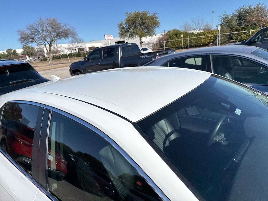 Used 2023 Toyota Camry SE w/18-Inch Alloy Wheels Sedan