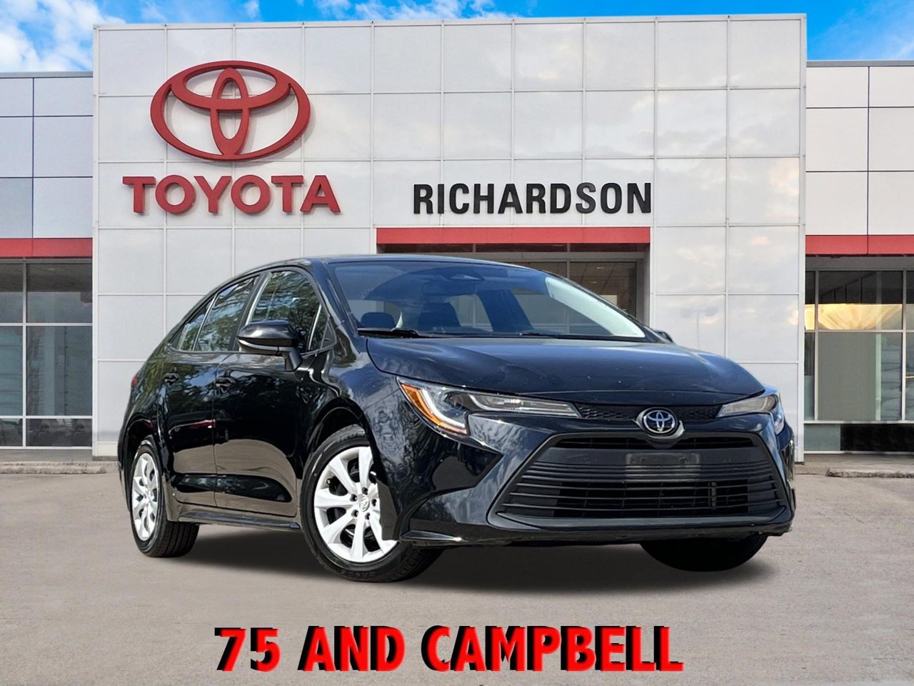 Used 2025 Toyota Corolla LE w/8-in Toyota Audio Multimedia System Sedan