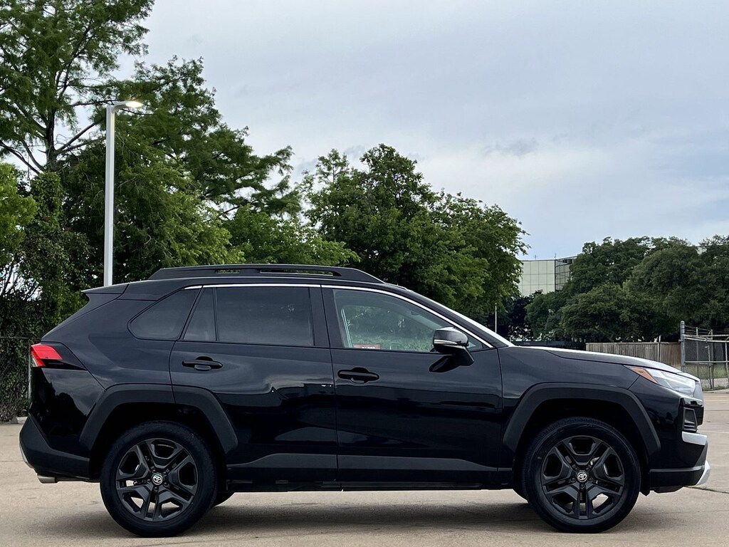 Used 2024 Toyota RAV4 Adventure w/19-Inch Split 5-Spoke Alloy Wheels SUV
