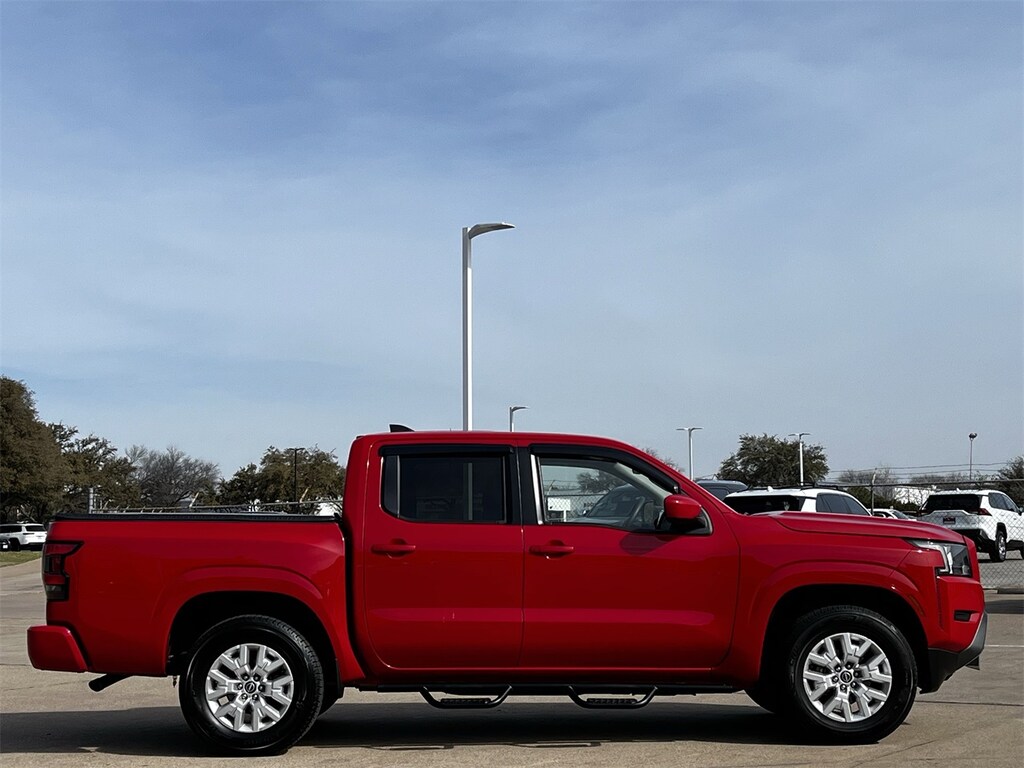 Used 2023 Nissan Frontier SV w/17-Inch Alloy Wheels Truck Crew Cab