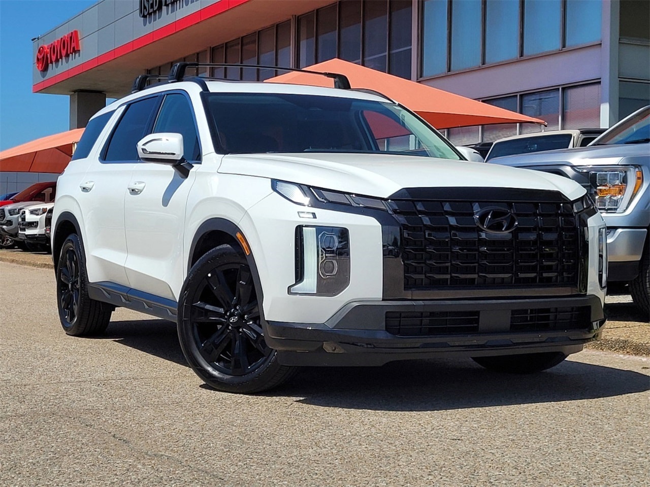 Used 2024 Hyundai Palisade XRT with VIN KM8R3DGEXRU726067 for sale in Richardson, TX