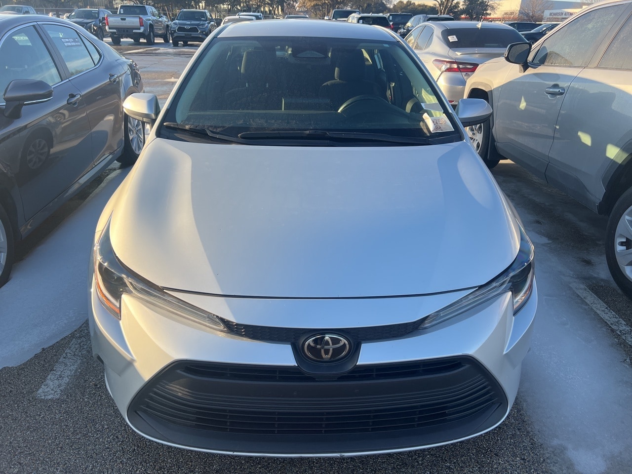 Used 2024 Toyota Corolla LE with VIN 5YFB4MDE1RP107202 for sale in Northfield, Minnesota