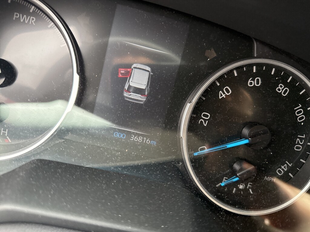 Used 2021 Toyota RAV4 Hybrid XLE Premium w/Moonroof/Leather/18-in Alloy SUV