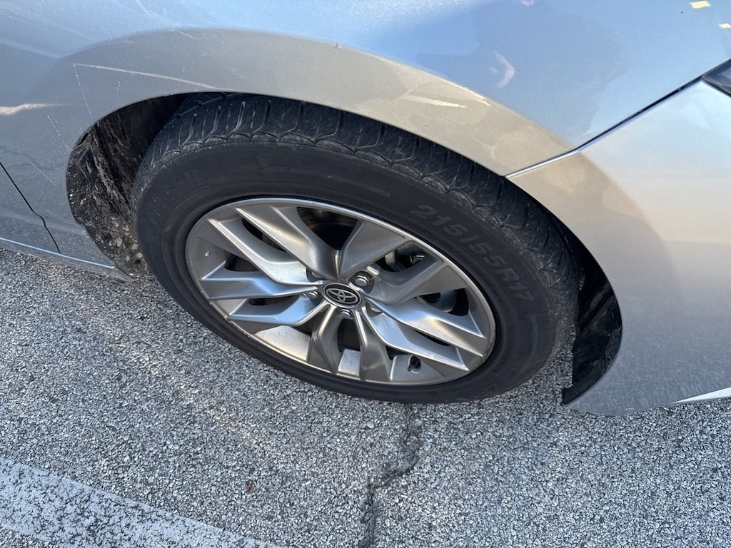 Used 2022 Toyota Avalon XLE Sedan