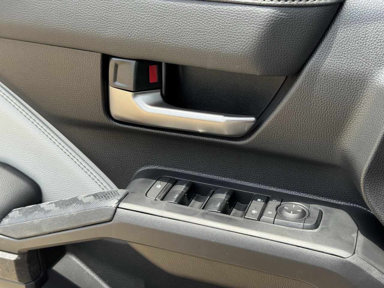 2026 Toyota Tacoma Limited - Photo 19