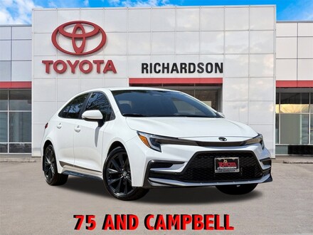 2025 Toyota Corolla SE w/18-in Alloy w/Graphite-Colored Sedan