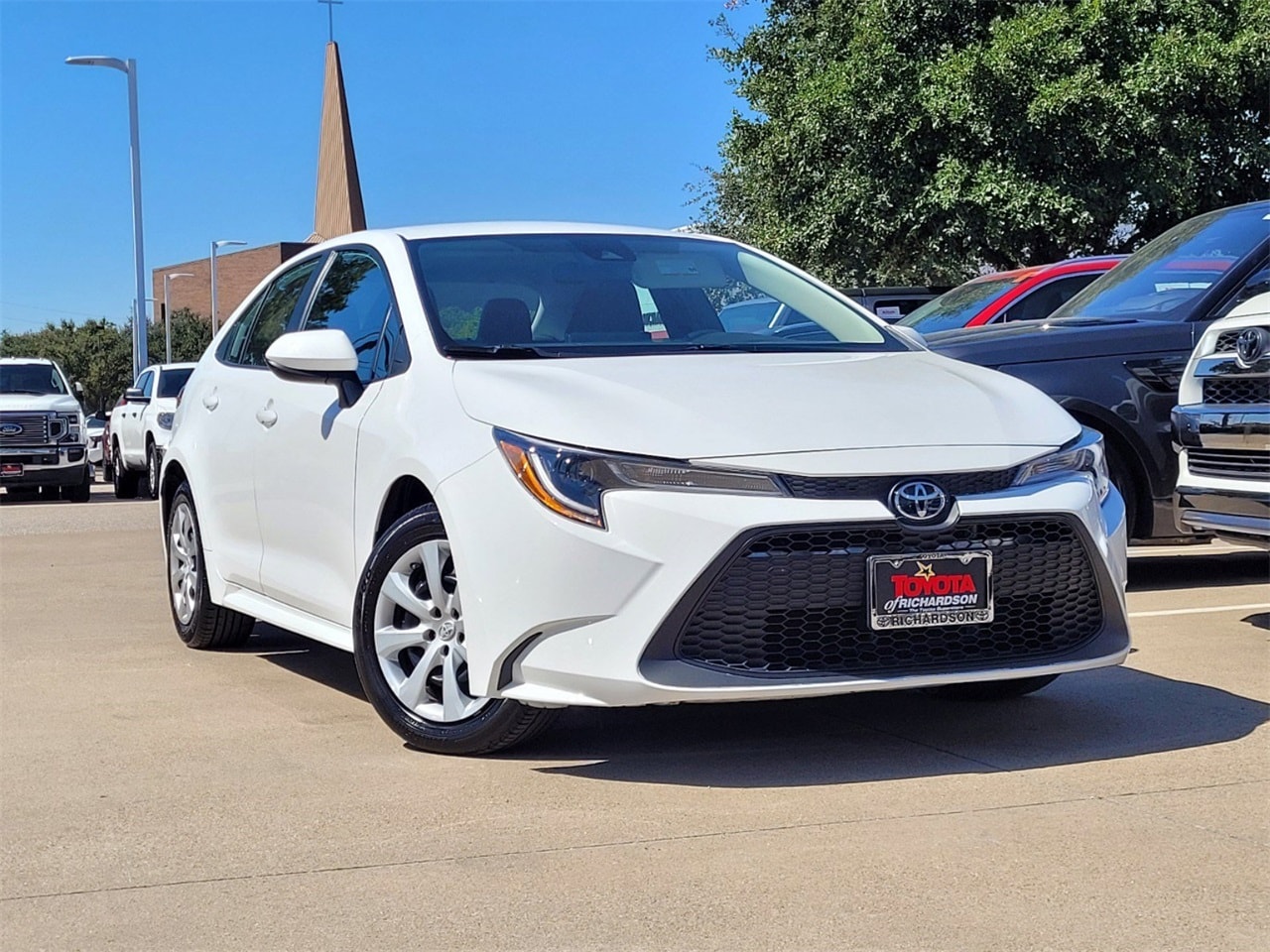 Used 2022 Toyota Corolla LE with VIN 5YFEPMAEXNP309295 for sale in Richardson, TX