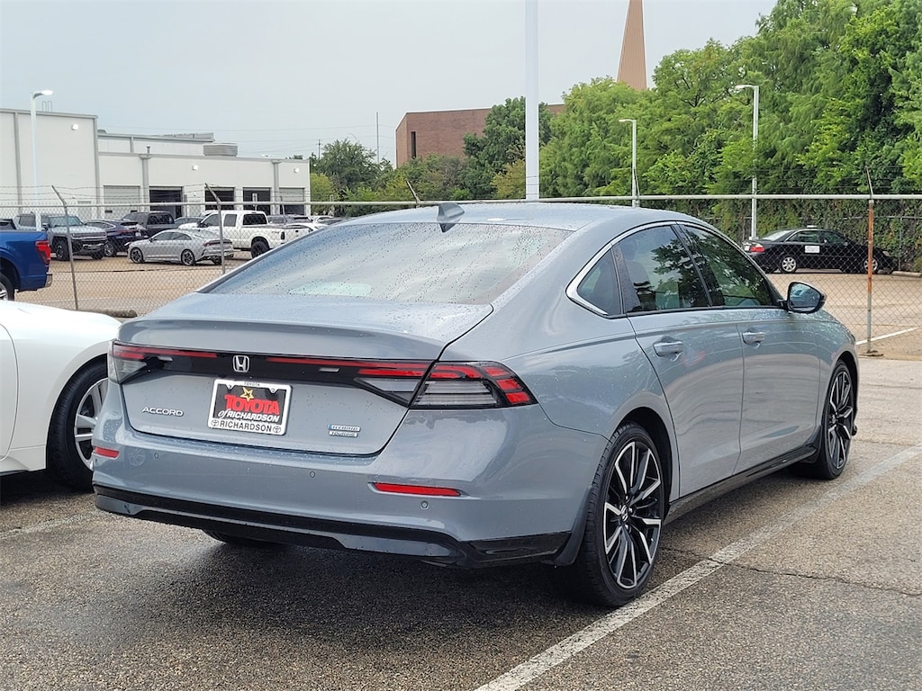 Used 2023 Honda Accord Hybrid Touring w/Navigation/Sunroof/Lthr. Sedan