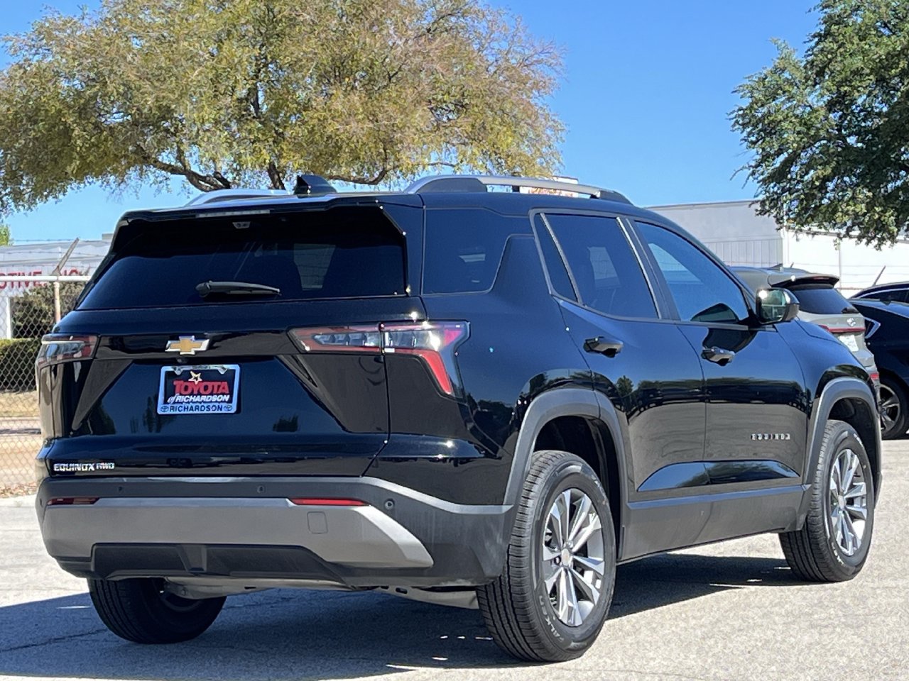 Used 2025 Chevrolet Equinox LT w/Navi/Safety & Technology Package SUV
