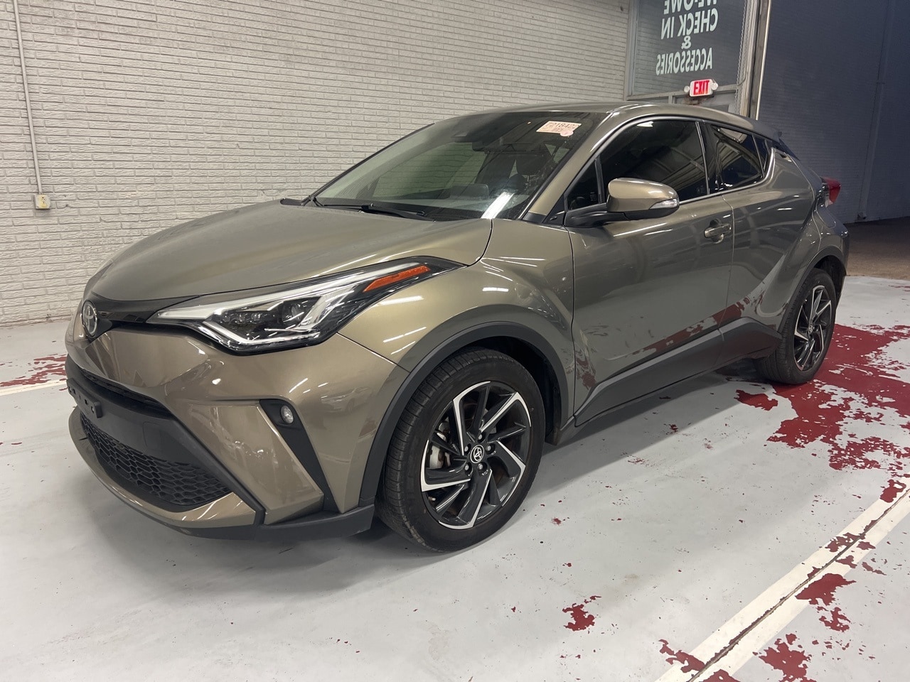 2021 Toyota C-HR Limited's photo
